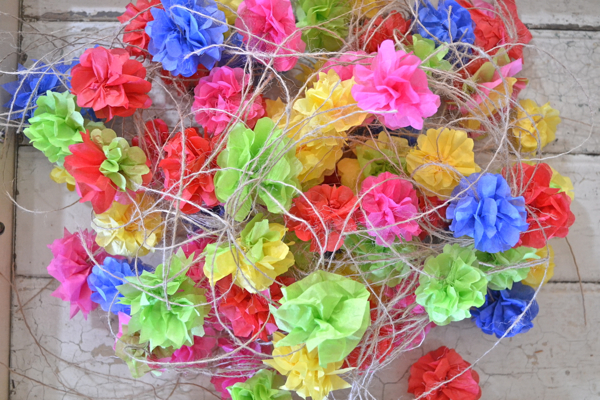 Small-tissue-paper-flowers-country-design-style