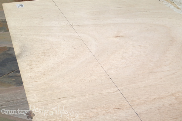 cutting plywood http://countrydesignstyle.com