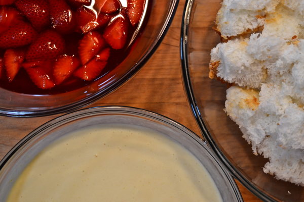 Three bowls full http://countrydesignstyle.com #recipe #summerdessert #strawberries
