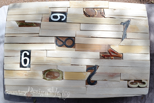 laid out with shims numbered table http://countrydesignstyle.com #repurposedfurniture