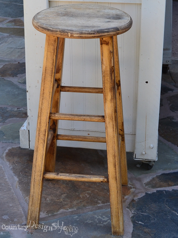 workshop-stool-before-country-design-style