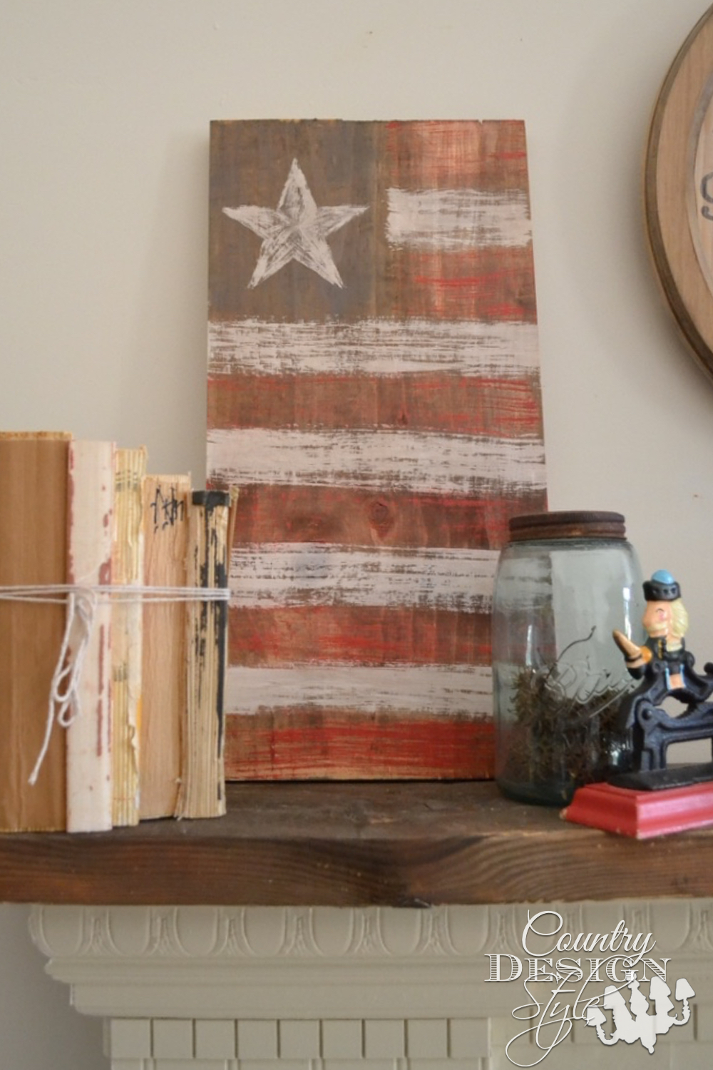 Almost a whole wood American flag. When you don't have time to cut the board. Country Design Style