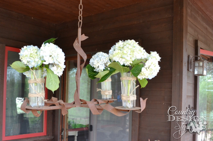 the-procrastinators-summer-porch-tour-country-design-style-chandelier