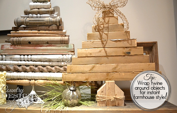 Using scrap wood pieces to make a stacked planked christmas tree with burlap bow. | countrydesignstyle.com