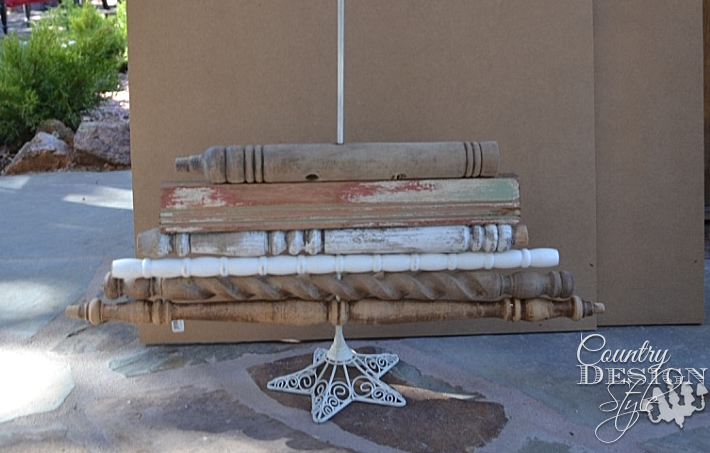 Easy vintage style Christmas tree made from old spindles | countrydesignstyle.com