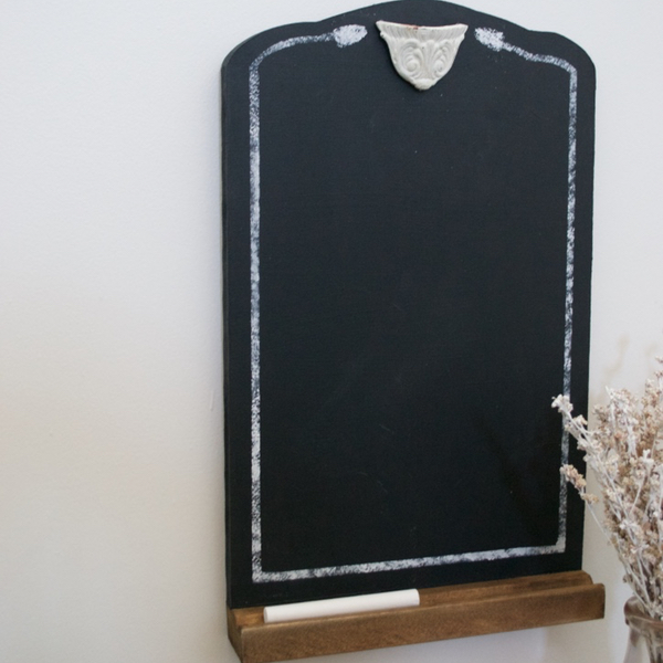 Small chalkboard side | Country Design Style | countrydesignstyle.com
