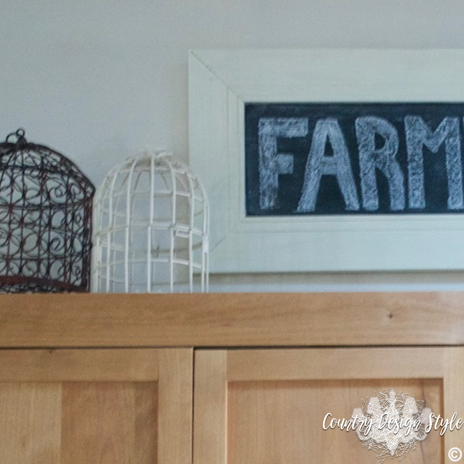 Farmhouse Chalkboard Sign SQ | Country Design Style | countrydesignstyle.com