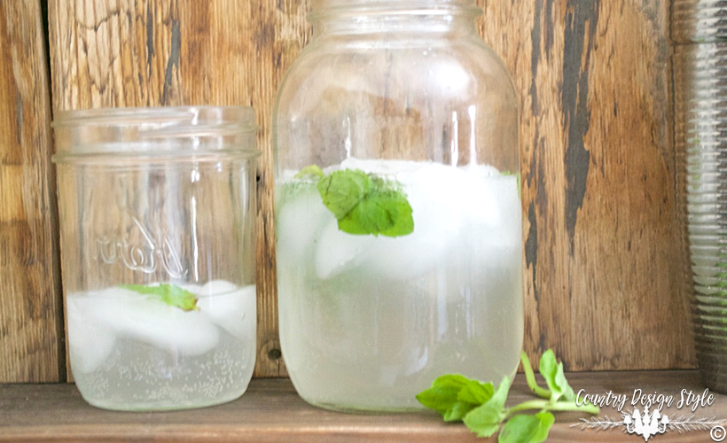 Mason Jar Drink Idea FP | Country Design Style | countrydesignstyle.com