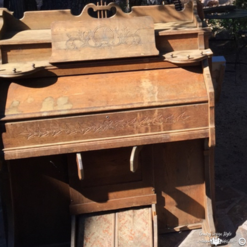 Pump-organ-makeover-before | Country Design Style | countrydesignstyle.com