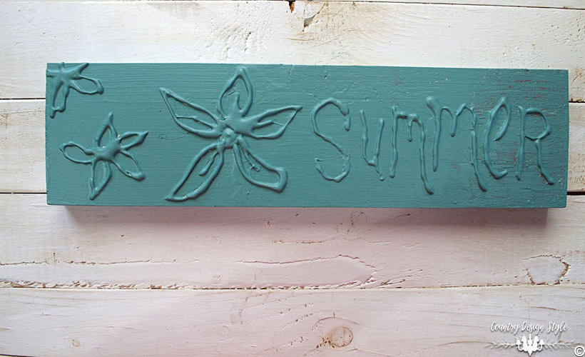 Turquoise-raised-lettered-sign | Country Design Style | countrydesignstyle.com