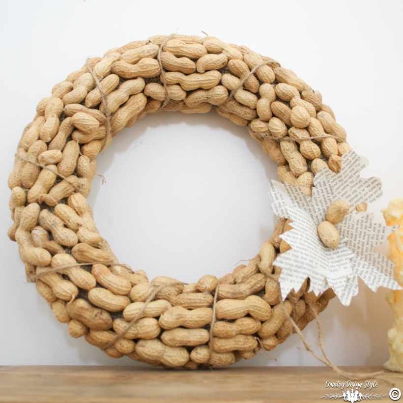 diy-peanut-wreath-finished-country-design-style-countrydesignstyle-com