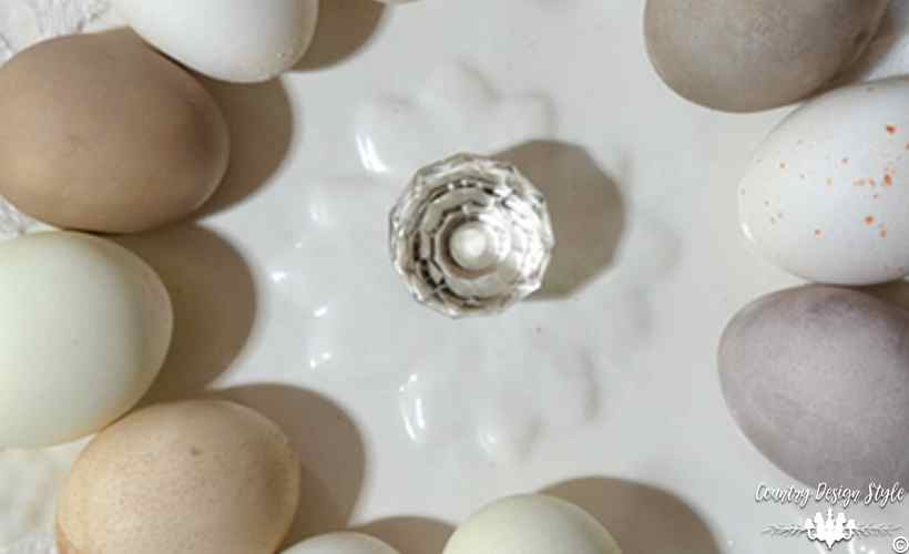 Easter-egg-ideas-for-adults-dyeing-eggs-naturally | Country Design Style | countrydesignstyle.com