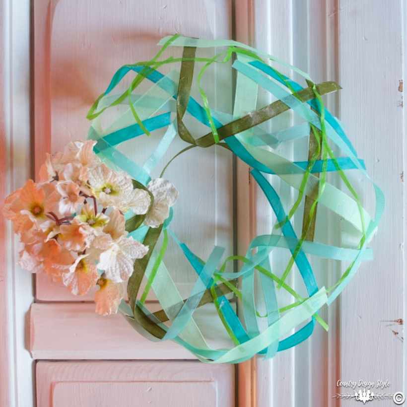 How-to-make-a-wreath-sq1 | Country Design Style | countrydesignstyle.com