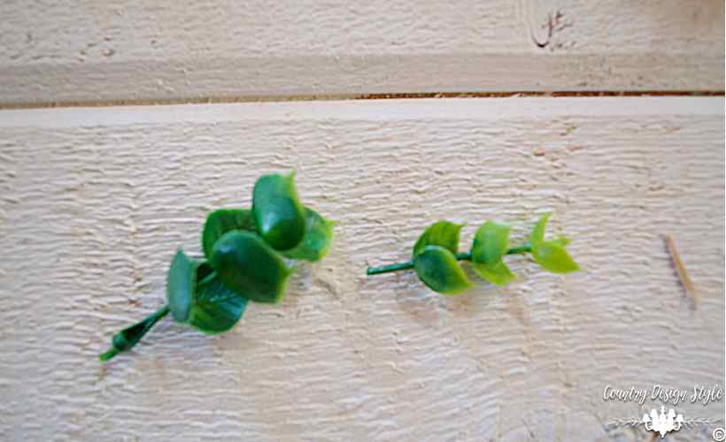 Make-your-own-wreath-boxwood-stems-cut | Country Design Style | countrydesignstyle.com