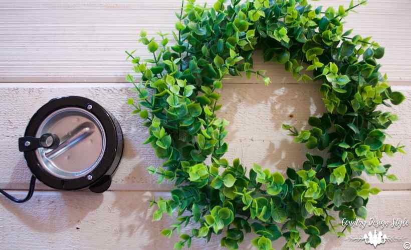 Make-your-own-wreath-faux-boxwood | Country Design Style | countrydesignstyle.com