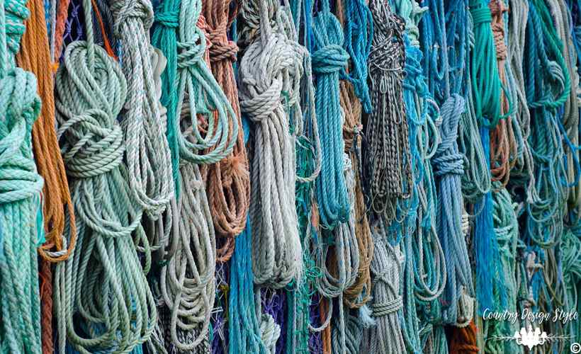 Nautical decorating ideas with rope and more | Country Design Style | countrydesignstyle.com