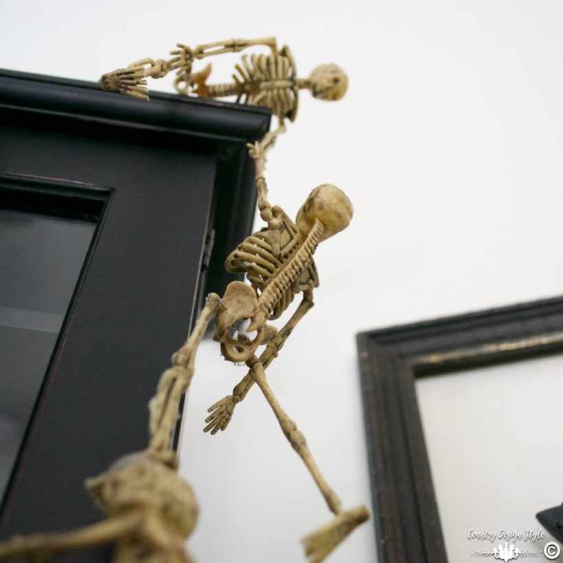 Funny Halloween Display sq | Country Design Style | countrydesignstyle.com