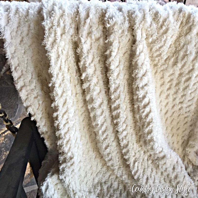 Draped Throw | Country Design Style | countrydesignstyle.com