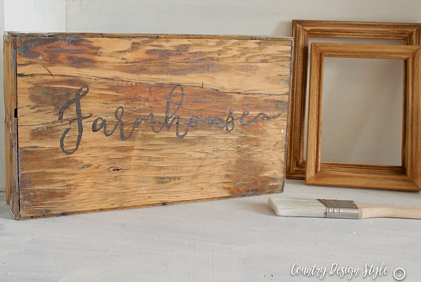 Sign or thrift store cheap wood crates | Country Design Style | countrydesignstyle.com