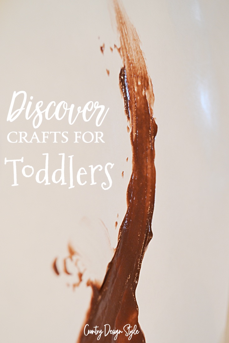 12 Crafts for Toddlers in Diapers