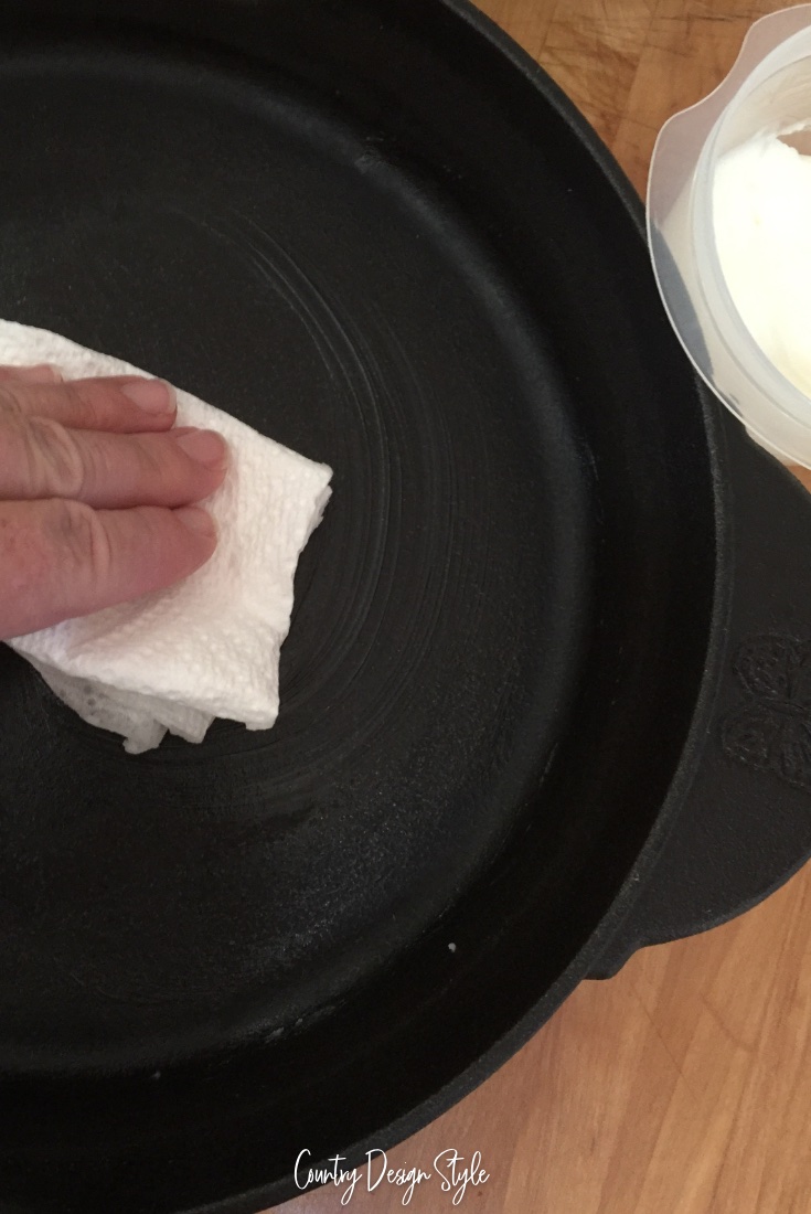 protecting and cleaning cast iron