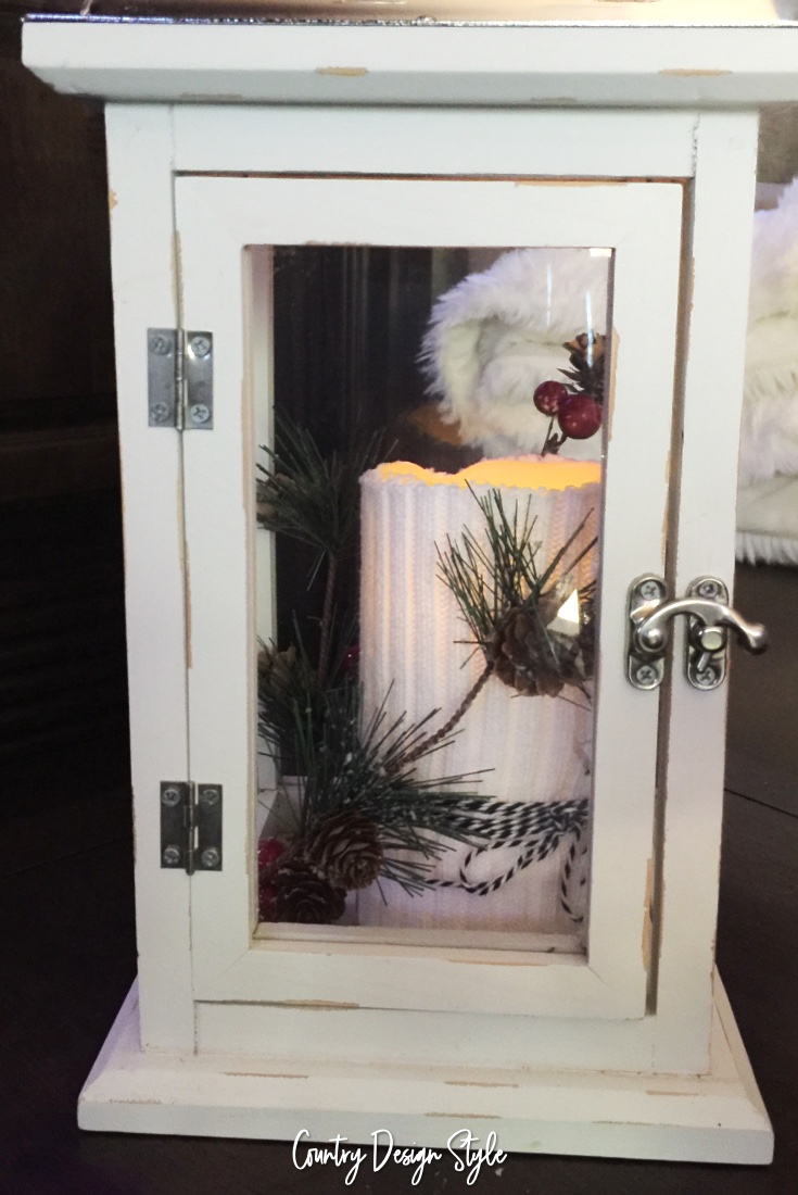 Tiny Christmas lantern