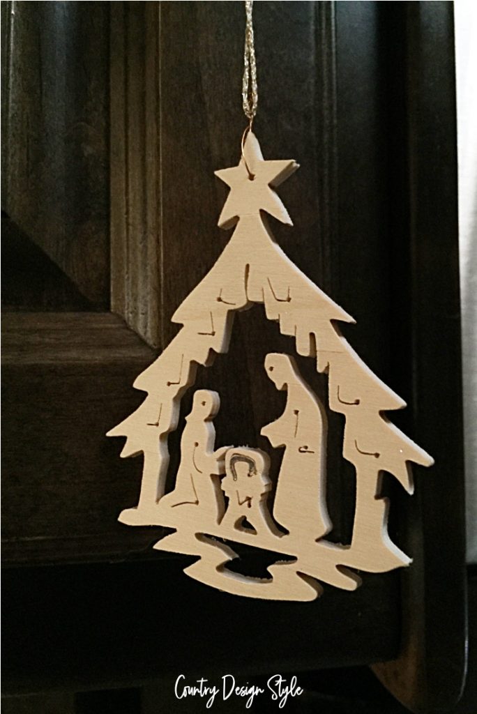 Tiny Christmas manger